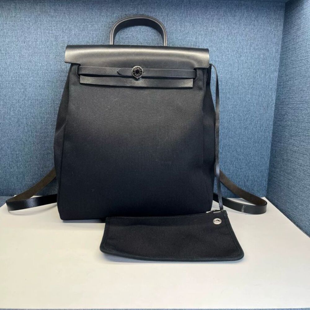 Hermès Women Pre-Loved Bag Very Good Condition